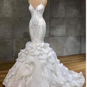 Elegant White Lace Mermaid Wedding Dress